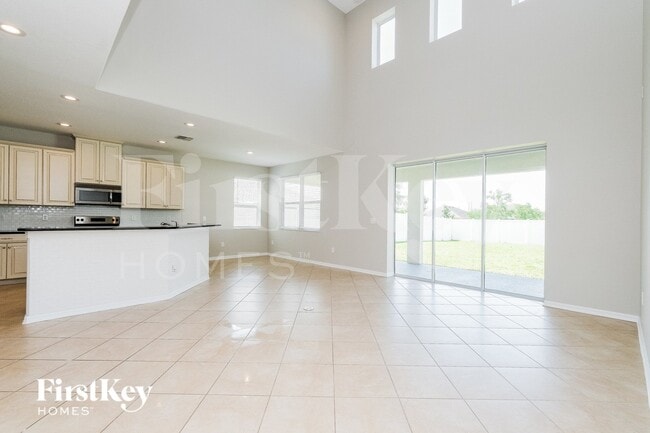 Photo - 8308 Round Leaf Ln