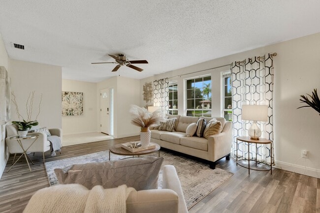 Photo - 1100 Pinellas Point Dr S