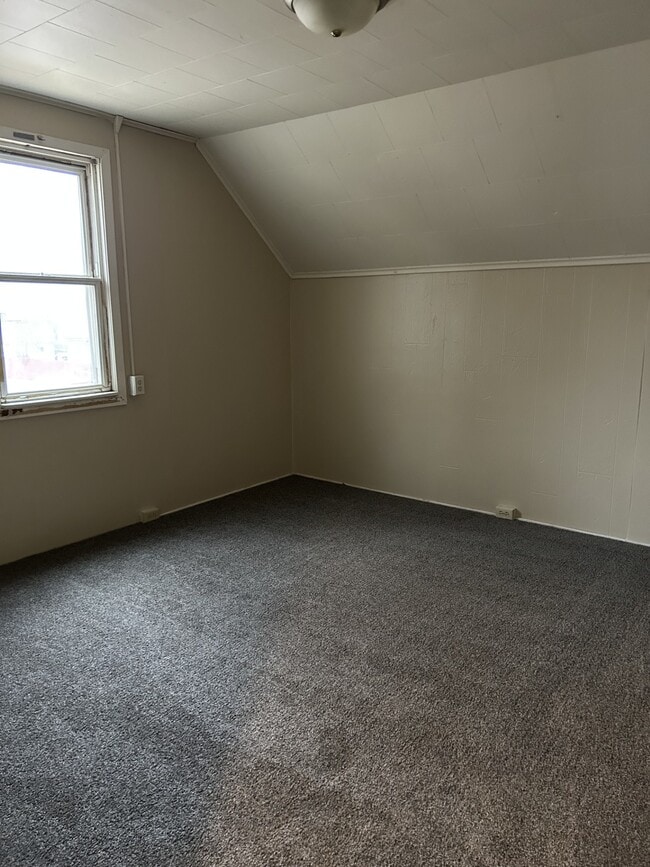 Photo - 701 9th Ave N