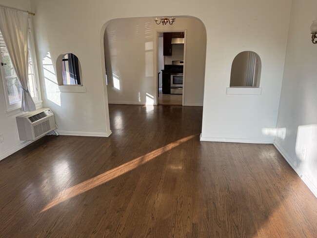 Photo - 753 E Doran St Unit 753