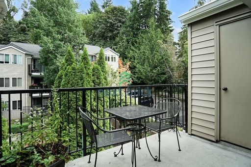 Photo - Discover Your New Home at Juanita Beach Esplanade!