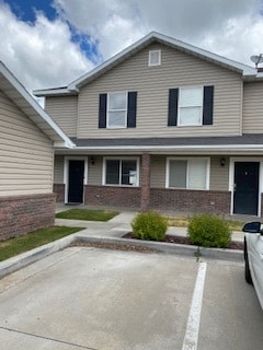 Building Photo - 498 Pheasant Ridge Dr Unit A