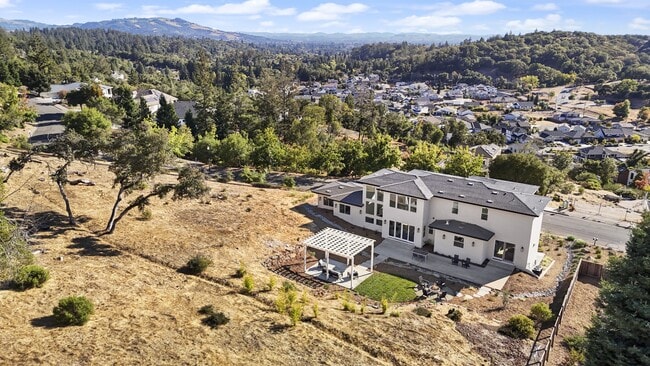 Photo - 3657 Crown Hill Dr