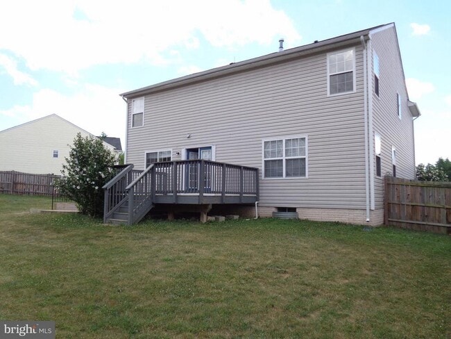 Photo - 8 Foggy Field Ln