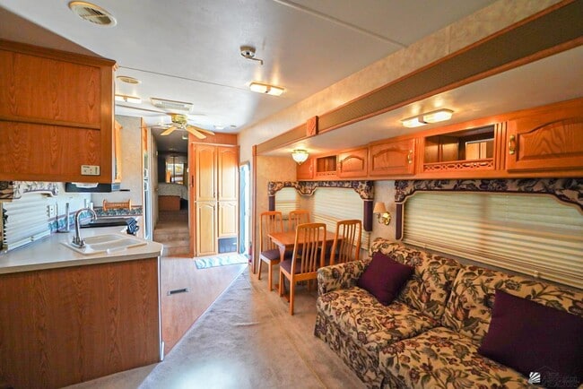 Photo - 13298 E 48th Dr