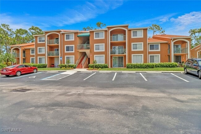 Building Photo - 1240 Wildwood Lakes Blvd Unit 206