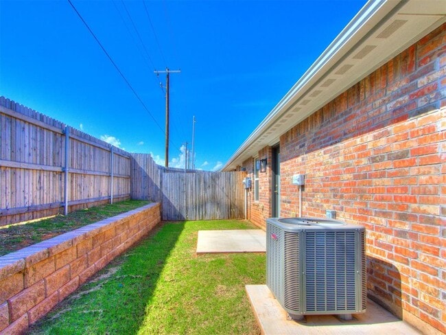 Photo - 12925 Willow Villas Dr