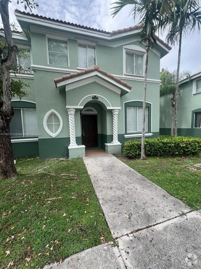 Building Photo - 1417 SE 24th Ct Rental