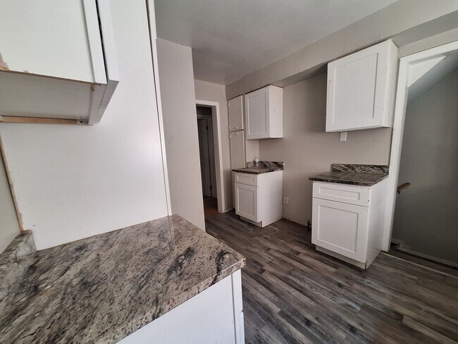 Photo - 14510 Greenview Rd