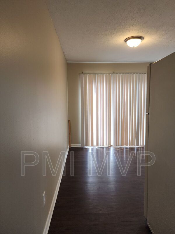 Photo - 4891 Nugent Dr