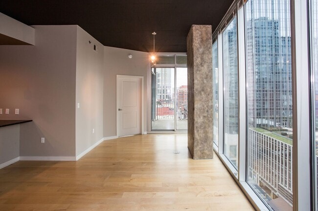 Photo - Stunning Downtown Views From 2BR 2BA Corne...