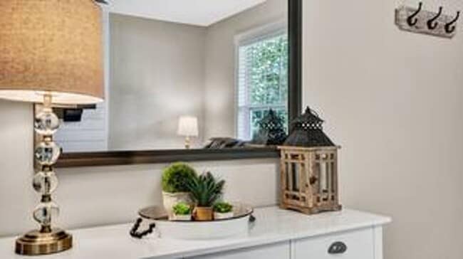 Photo - FULLY-FURNISHED ADORABLE COTTAGE-STYLE HOME