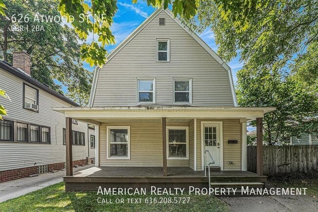 Building Photo - 626 Atwood St NE