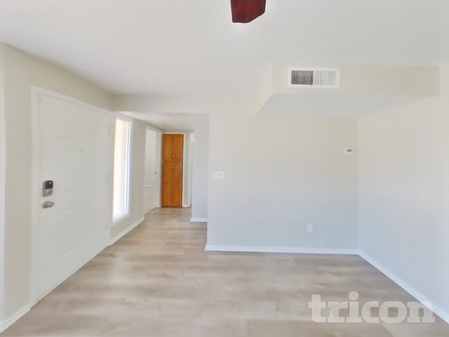 Photo - 3644 N 89th Ave