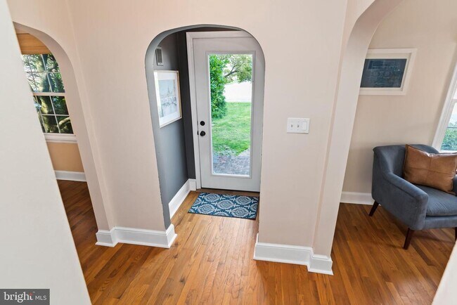 Photo - 710 Fishburn Rd