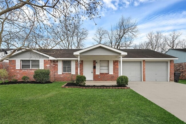Photo - 3923 Heatherbloom Dr House