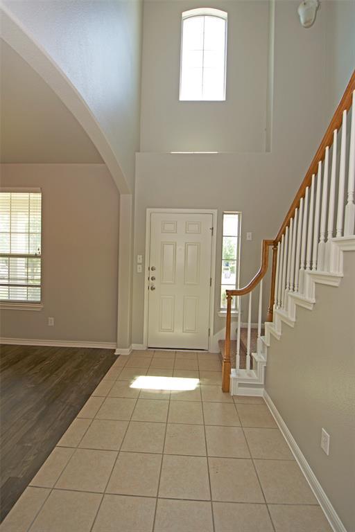 Photo - 6800 Cromarty Ln