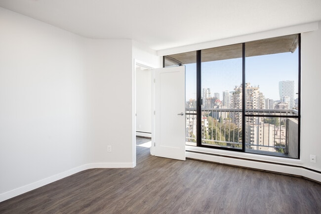 Photo - Hendry House Unit 00609