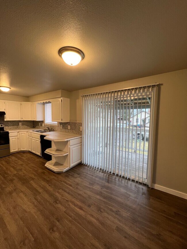 Photo - 328-328 E Wabash Ave Unit 326