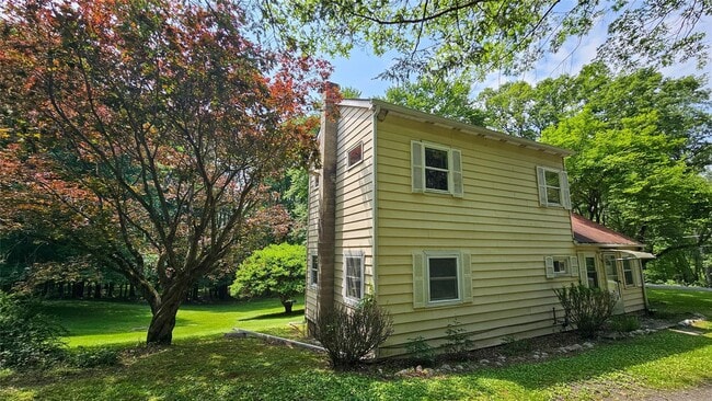 Building Photo - 180 Shoddy Hollow Rd Rental