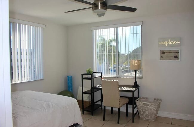 Photo - 2501 SW 37th Ave Unit 304