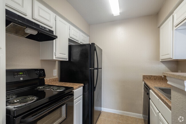 Interior Photo - Breckenridge At Cityview Rental