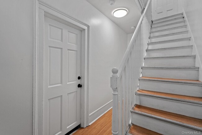 Photo - 93 Delafield St