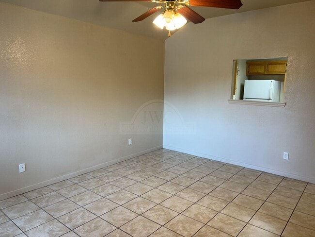 Photo - 1503 Nicholas Cir