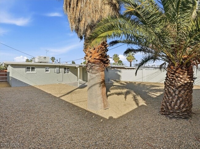 Photo - 608 Stanford St