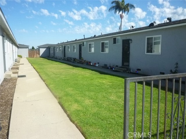 Building Photo - 16816 Yukon Ave Unit D