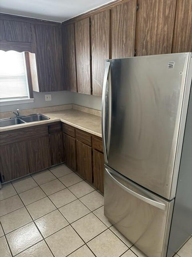 Photo - North Pontiac home Available Now!