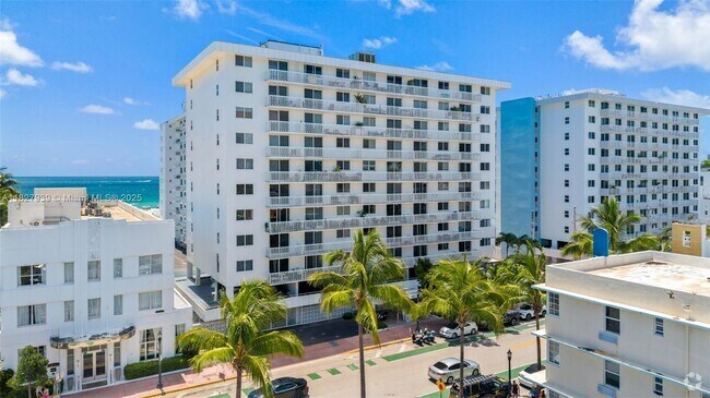 Building Photo - 401 Ocean Dr Unit 425 Rental