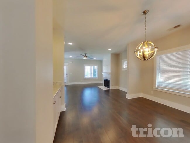 Photo - 1248 Hillwood Private Cove