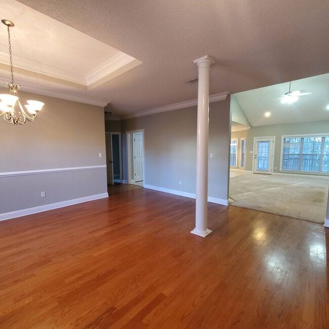 Photo - 4014 Liska Cir