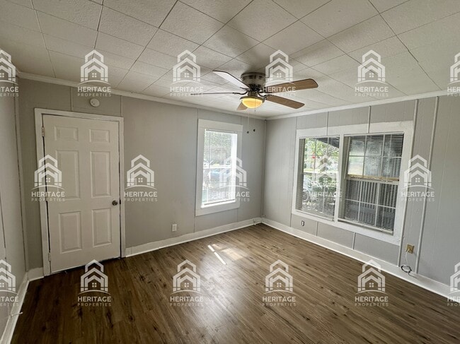 Photo - 708 Grayson St