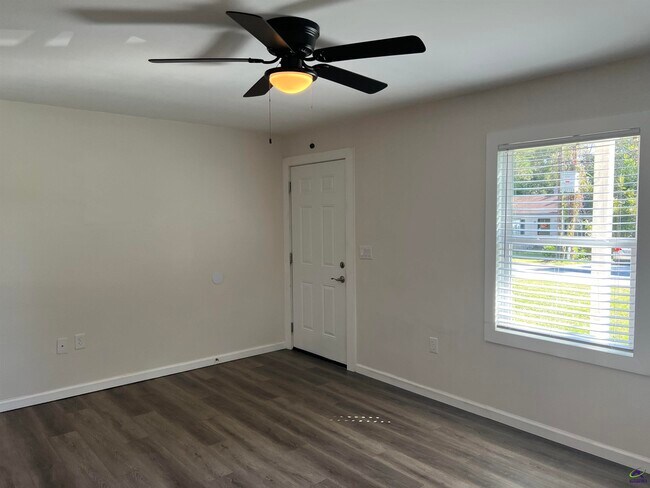 Photo - 1324 Alma Ave Casa