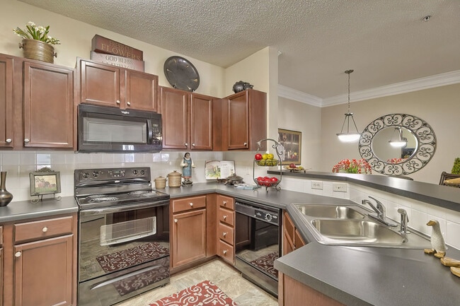 Lullwater at Saluda Pointe