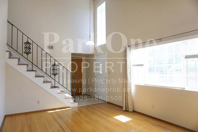 Photo - Beautiful 4-Bedroom Single Family Home with Spacious Yard | Great Location