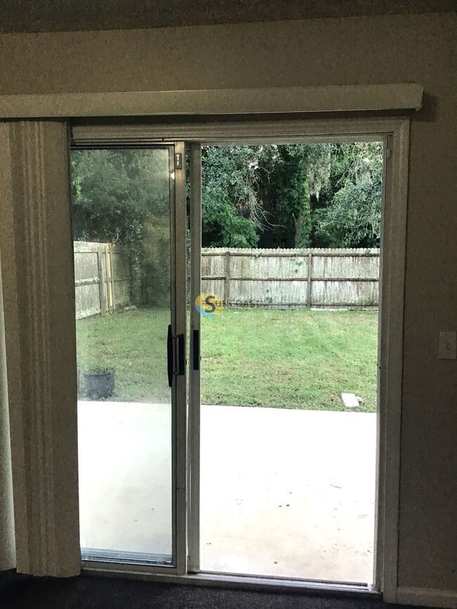 Photo - 5550 Oak Crossing Dr