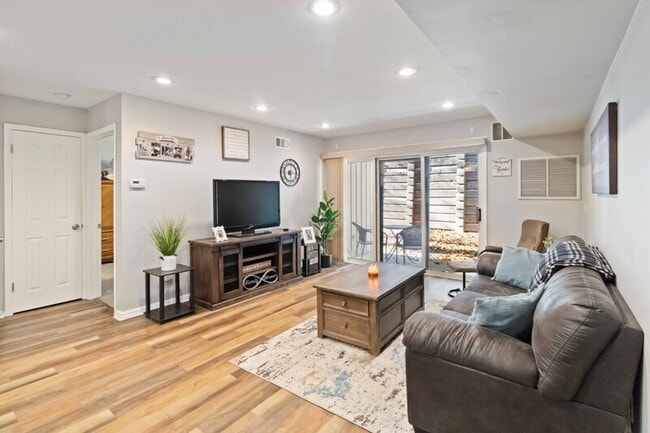 Photo - 61 Mt Kemble Ave Unit 308