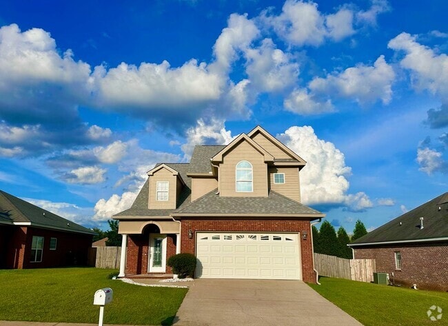 Building Photo - Available NOW -104 Planters Court Rental