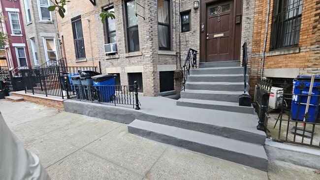 Photo - 788 Macon St