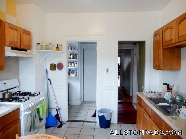 Photo - 21 Long Ave Unit 3