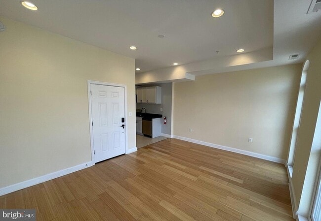 Photo - 532 8th St SE Unit 2
