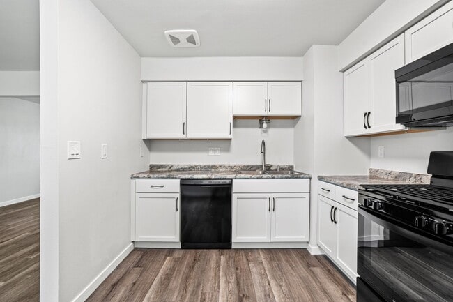 Photo - Willow Trail