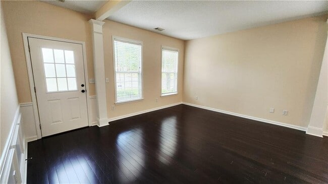 Photo - 3690 Ridgefair Dr
