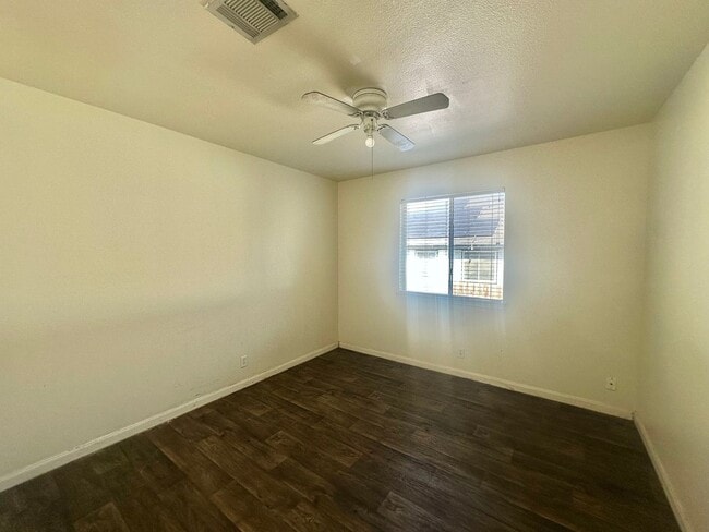 Photo - 113 Little Lake Rd