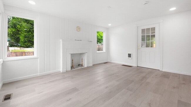 Photo - Rambler with Adult Family Home Certification – 3 Bed, 1 Bath + Additional Living Spaces