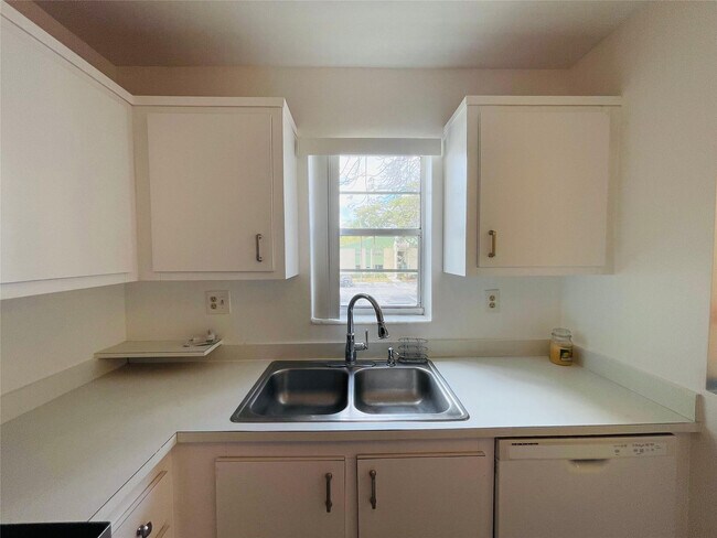 Photo - 4155 NW 90th Ave Unit 201