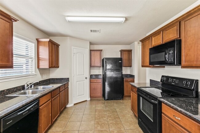 429 Andalusian Trail
